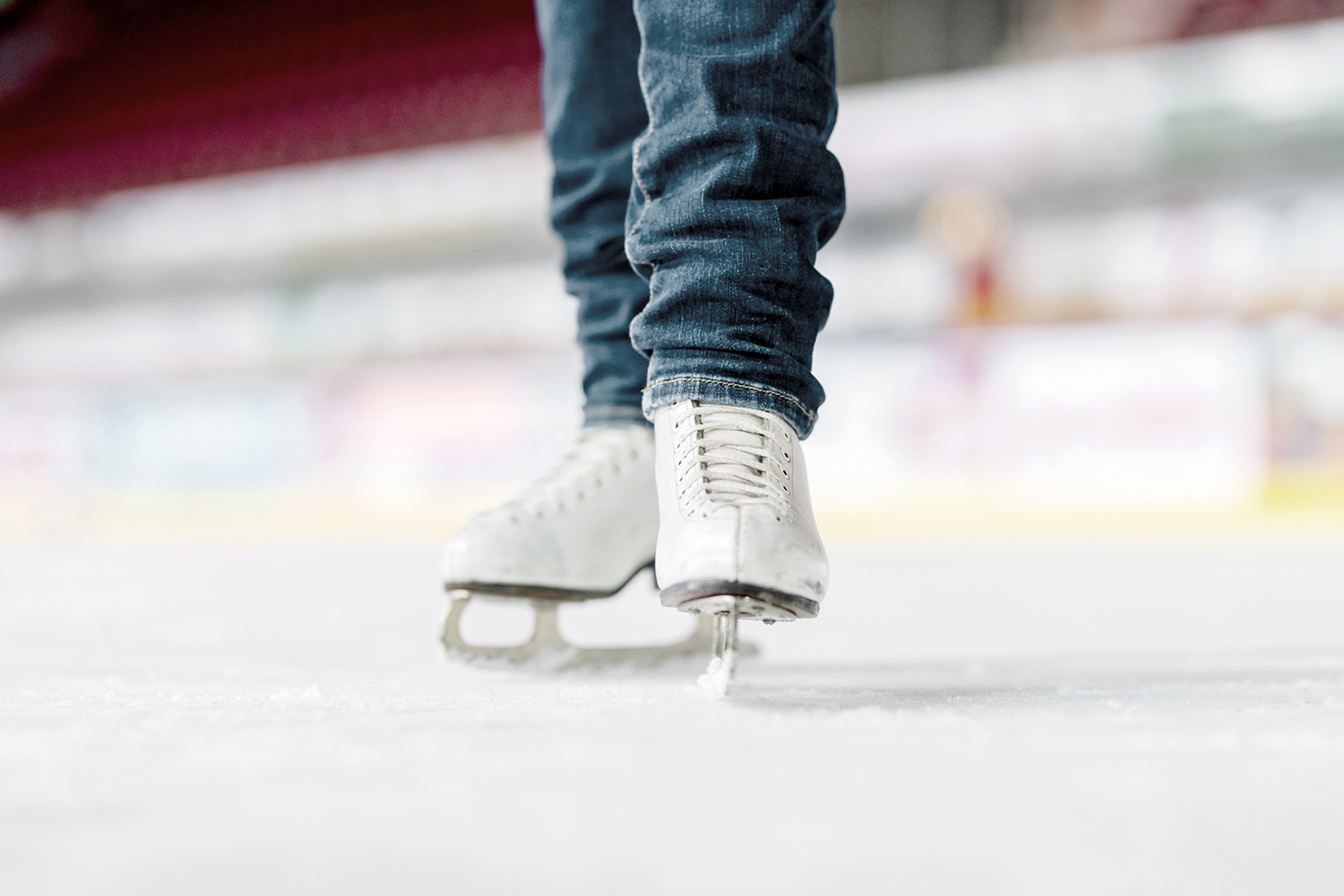 Schlittschuhlaufen Sicher auf dem Eis BFU